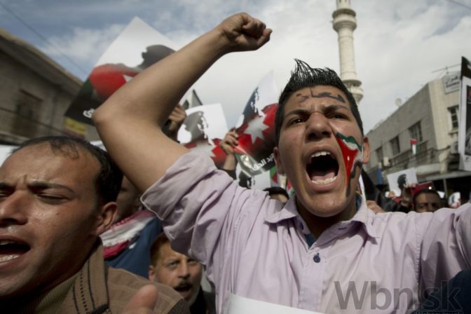Tiséce Jordánčanov pochodovalo proti Islamskému štátu