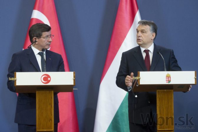 Viktor Orbán a Ahmet Davutoglu
