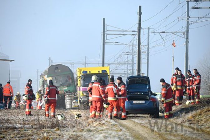 Vo Švajčiarsku sa zrazili dva vlaky