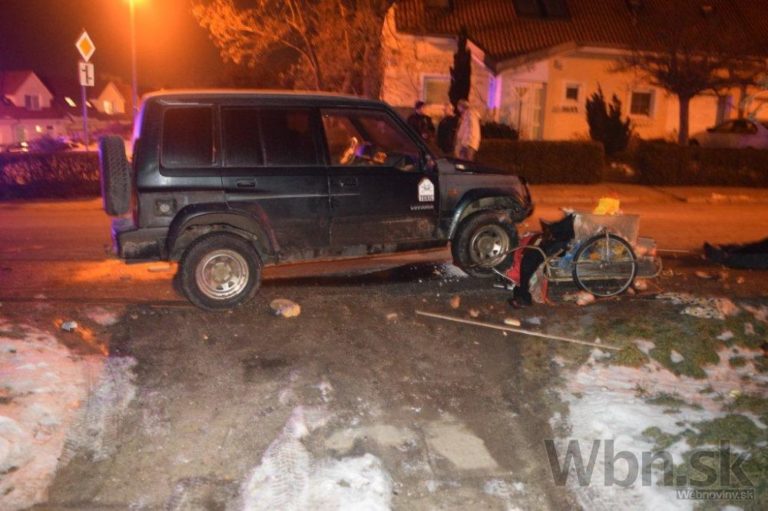 Vodič zrazil chodca v čiernom, dôchodca zraneniam podľahol