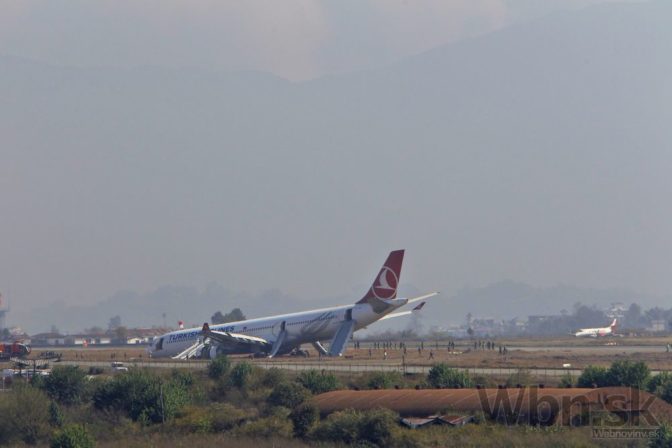 Lietadlo spoločnosti Turkish airlines zišlo z dráhy
