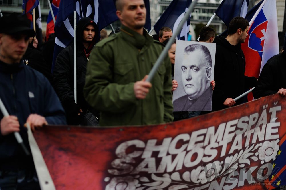 Pochod nacionalistov a ich blokáda