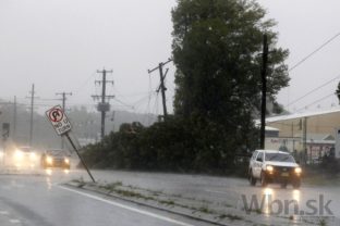 Austráliu bičuje silná búrka, vyžiadala si už niekoľko obetí