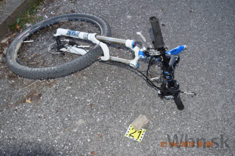 Cyklista nedal prednosť motorkárovi, obaja sú mŕtvi