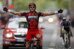 Greg van Avermaethrozí dvojročný dištanc za doping.