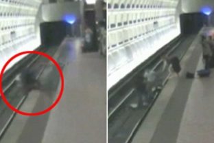 Muž na vozíku spadol na koľaje, metro bolo o zastávky ďalej