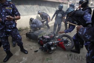 Nepál ochromil opozičný štrajk