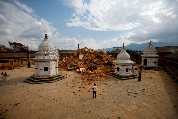 Nepál zasiahlo silné zemetrasenie, o život prišli desiatky ľudí