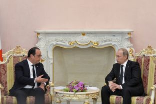 Putin hovoril s Hollandem, o lodiach sa zatiaľ nerozhodlo