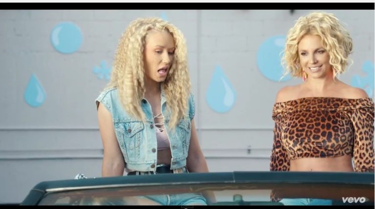 Britney Spears a Iggy Azalea majú video k piesni Pretty Girl