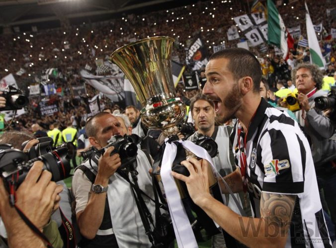 Juventus získal druhú trofej, od európskeho primátu ho delí len krôčik