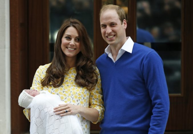 Princ William a vojvodkyňa Catherine majú malú princeznú