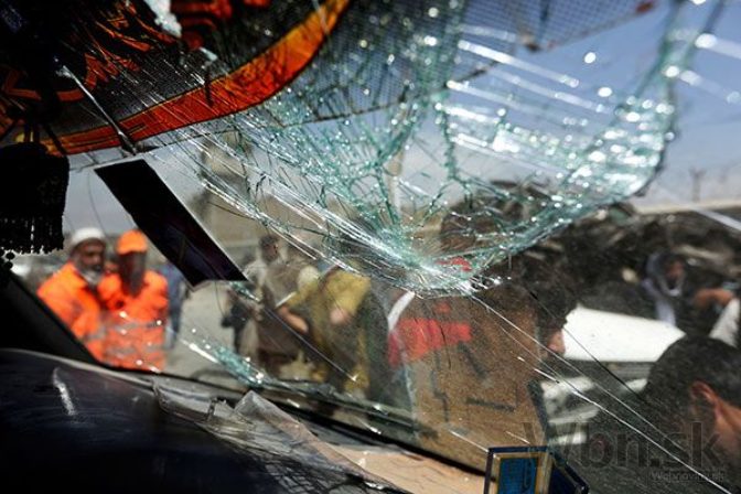 Taliban zaútočil v Káble na auto Únie, hlásia obete