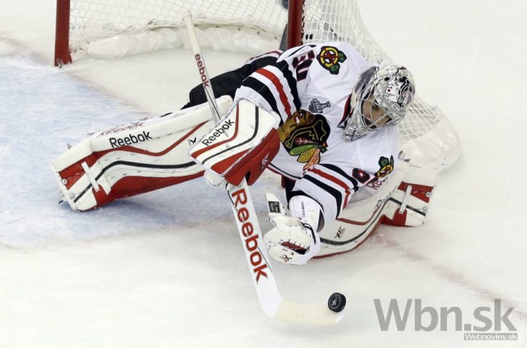 Blesky vyrovnali finále NHL, Hossa prihral na gól