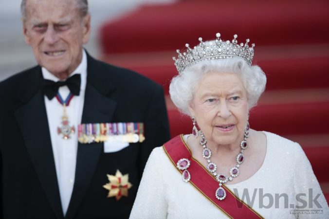 Britská kráľovná Alžbeta II. varovala pred rozdelením Európy