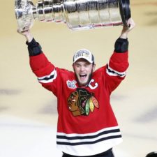 Chicago zdolalo Tampu, Hossa získal tretí Stanleyho pohár