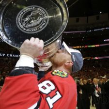 Chicago zdolalo Tampu, Hossa získal tretí Stanleyho pohár