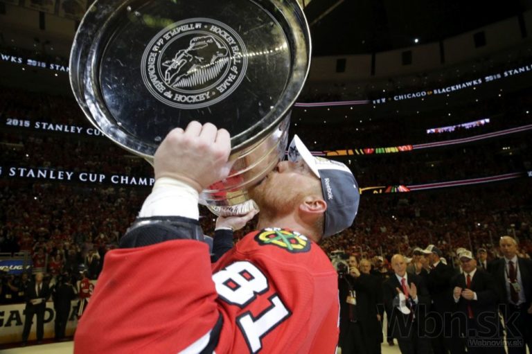Chicago zdolalo Tampu, Hossa získal tretí Stanleyho pohár