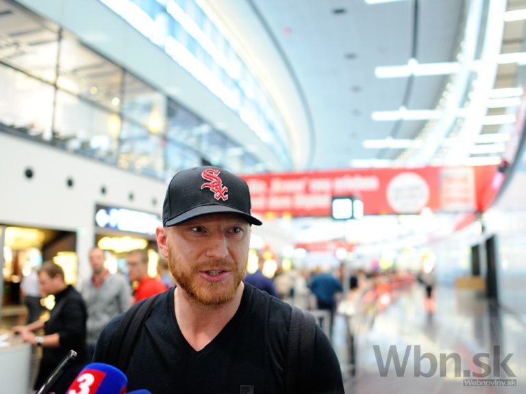 Marián Hossa priletel na Slovensko