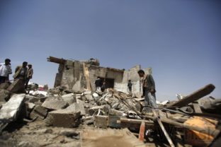 Saudská Arábia bombardovala povstalcov, zabila desiatky ľudí