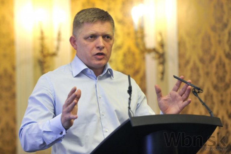 Fico sa bráni, prijať len sto migrantov vôbec nie je trápne