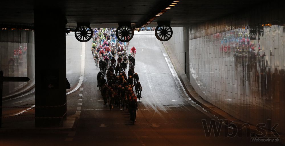 Najkrajšie momenty z poslednej etapy Tour de France 2015