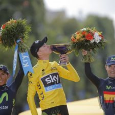 Najkrajšie momenty z poslednej etapy Tour de France 2015