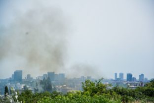 Požiar viníc v bratislavskej Rači