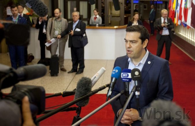 Tsipras kope za dohodu, utekať z bojiska nemá v pláne