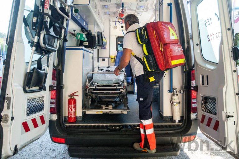 V Banskej Bystrici vypadol z okna len trojročný chlapček