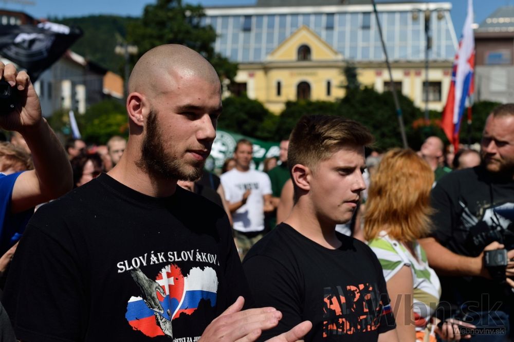 V Žiline pochodovali proti utečencom