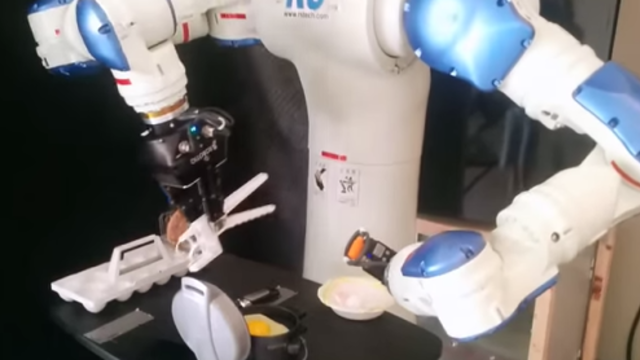 robot, ktorý ti pripraví raňajky
