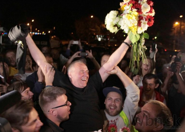 Bielorusi prepustili politických väzňov, pomohlo i Slovensko