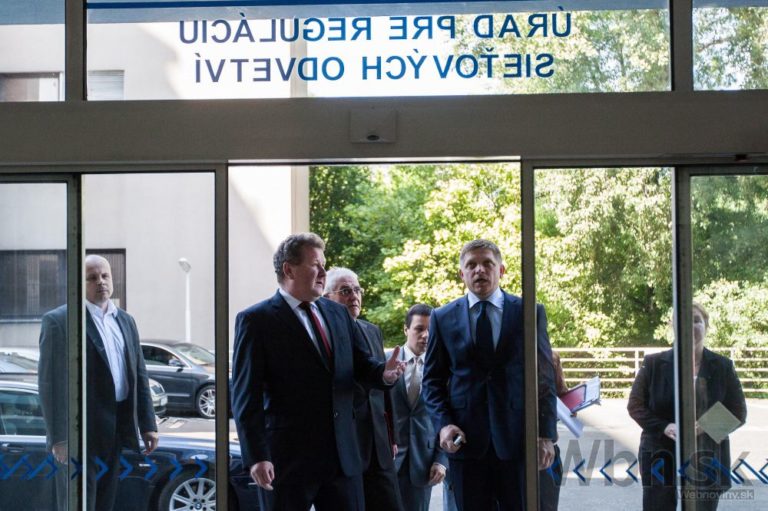 Jozef Holjenčík, Robert Fico
