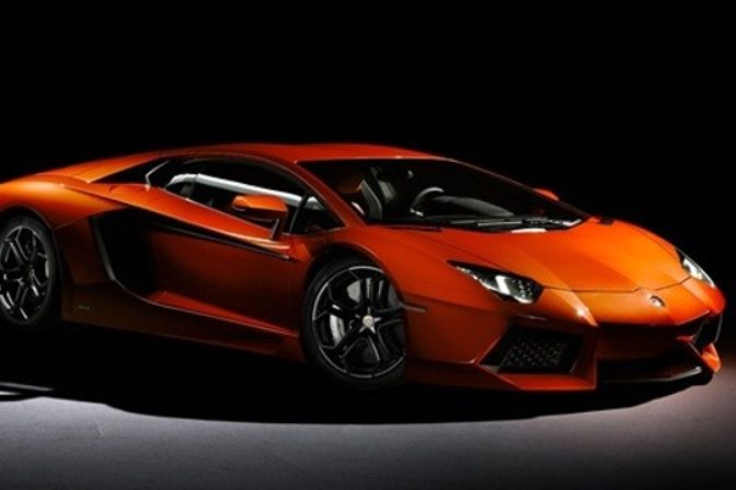 Lamborghini titulka