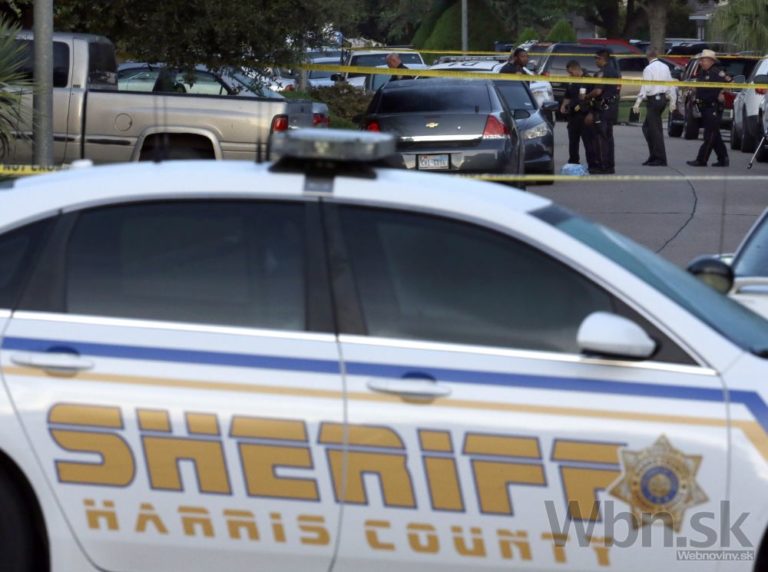 Policajti našli v dome v štáte Texas osem mŕtvol