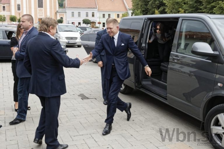 Premiér Fico vyťahuje do boja s nezamestnanosťou automaty