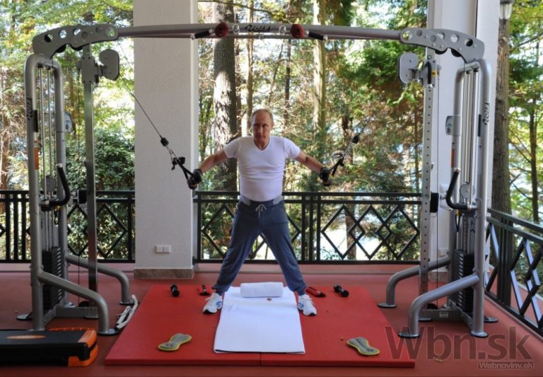 Putin si dal do tela, ale len pro forma