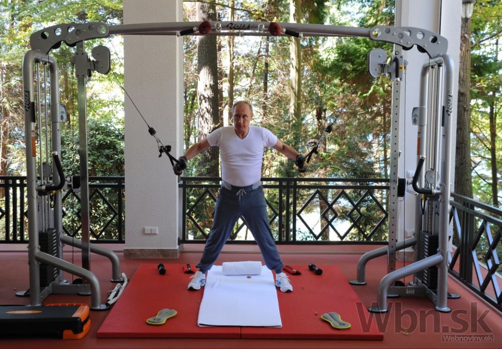 Putin si dal do tela, ale len pro forma