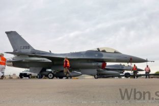 Stíhačka F 16