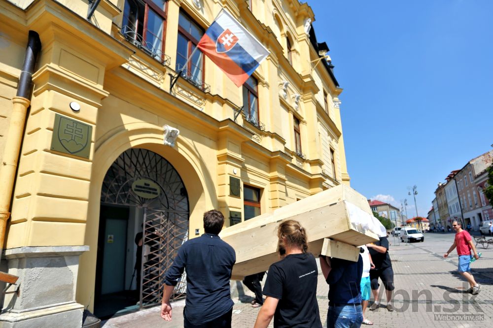 Symbolický pohreb umeleckej tvorivosti
