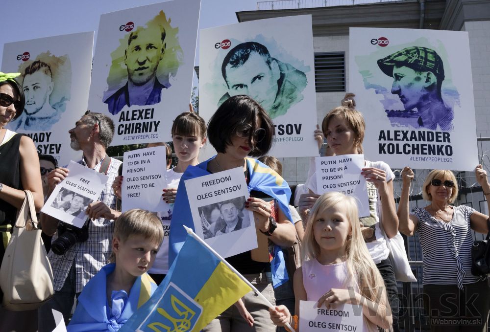 Ukrajinský režisér dostal v Rusku 20 rokov za terorizmus