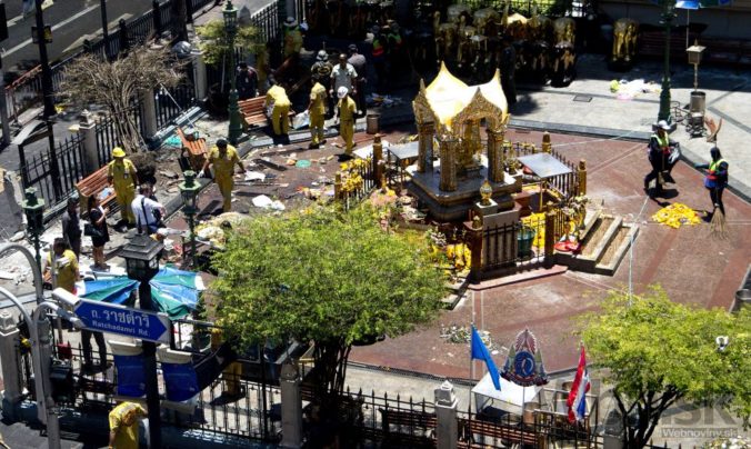 V Bangkoku vyšetrujú krvavý útok, centrum je uzavreté