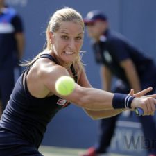 Cibulková prehrala trojsetovú bitku, osemfinále US Open si nezahrá