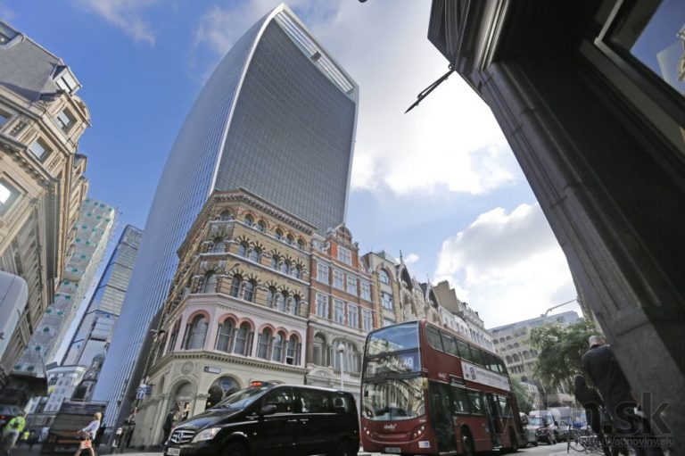 Londýnsky mrakodrap Walkie Talkie