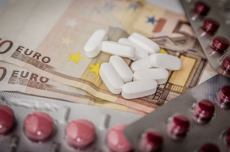 Medications 257332_1280