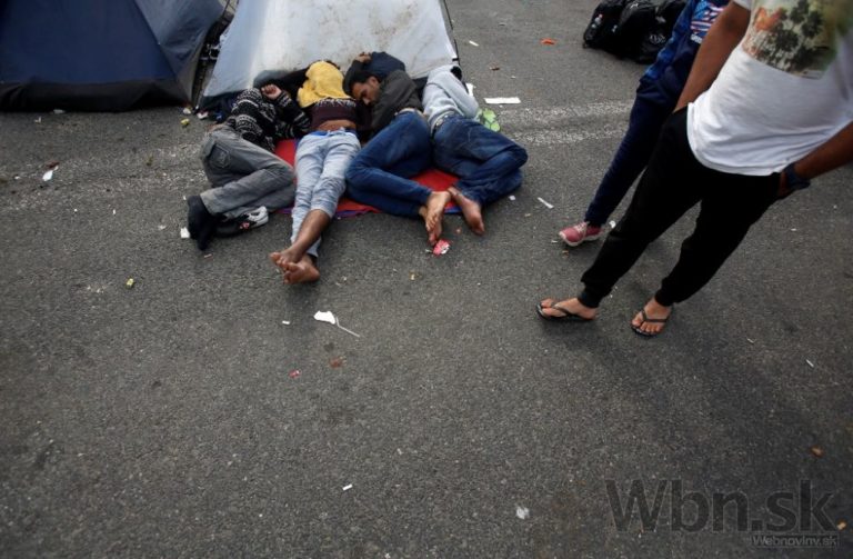 Migranti v Srbsku po uzavretí hraníc s Maďarskom smerujú do Chorvátska