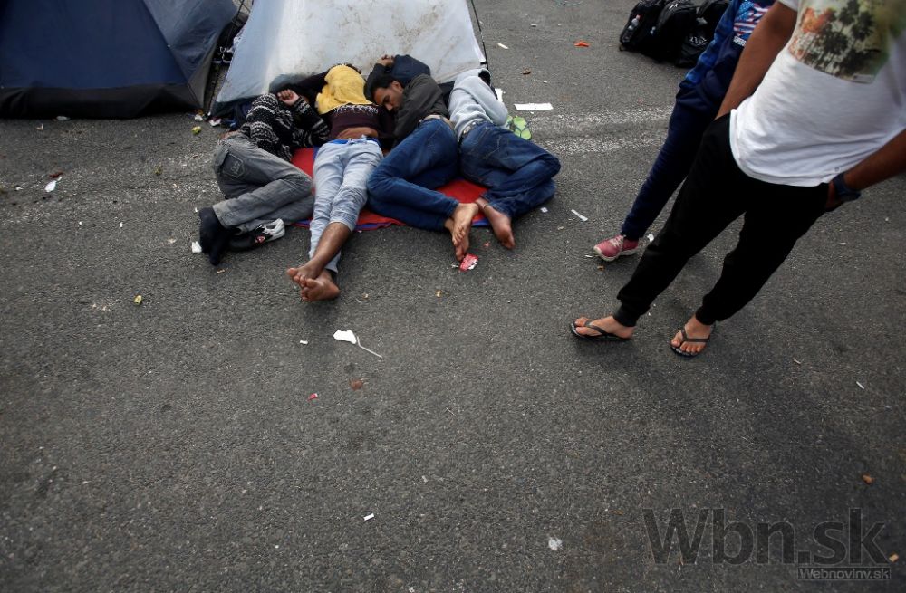 Migranti v Srbsku po uzavretí hraníc s Maďarskom smerujú do Chorvátska