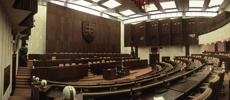 Parlament NR SR, zákon