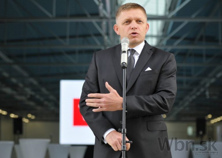 Výrobca strešných okien v Partizánskom otvoril výrobné haly